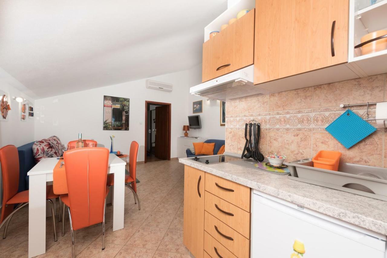 Apartments Villa Zara Lovran Exterior photo